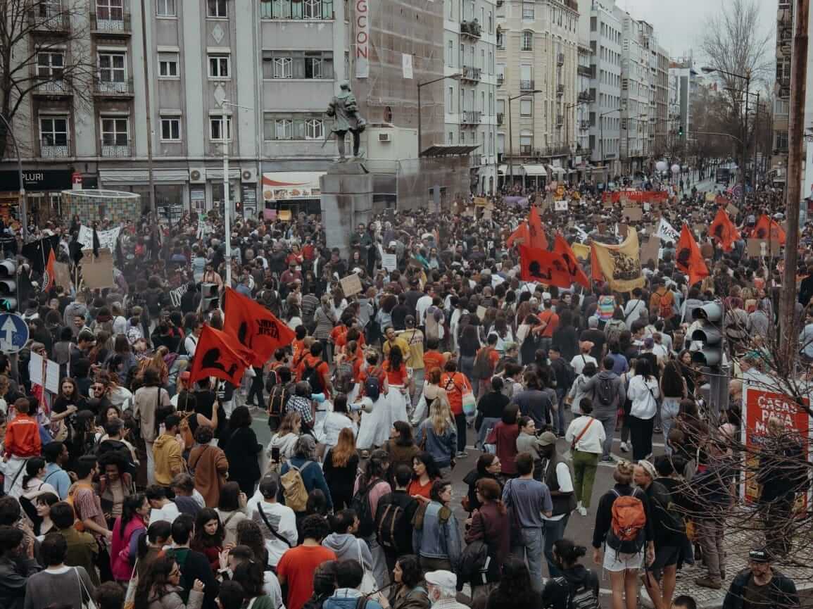 Habitação: Movimento “Casa Para Viver” volta à rua