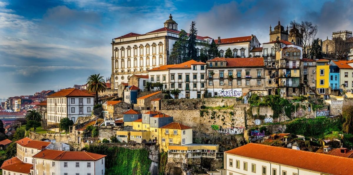 Descubra quanto gastam os portugueses com habitação