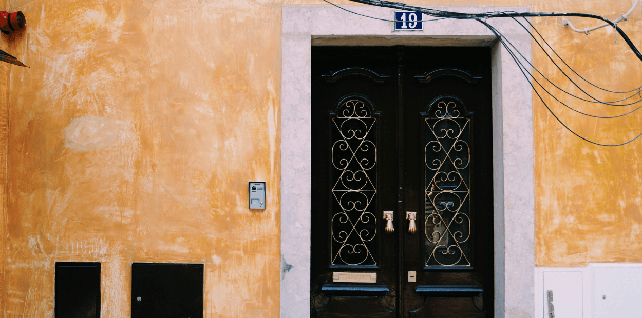 Compensação aos senhorios por rendas antigas promulgada