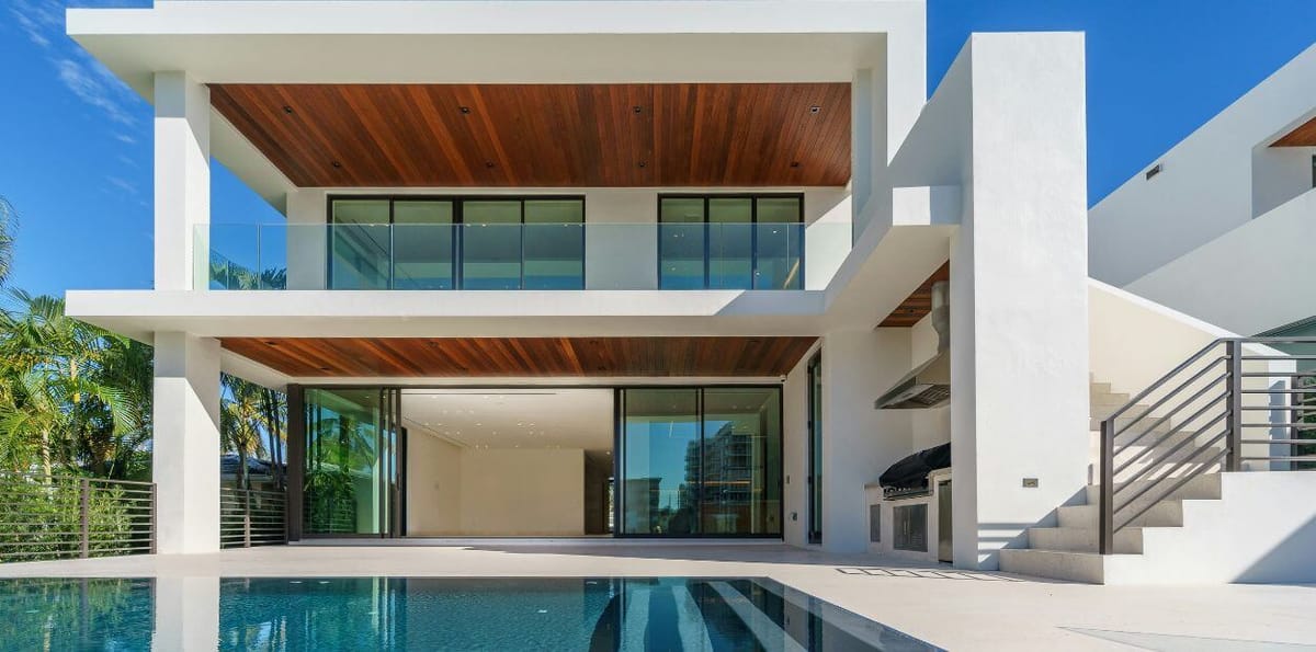 Mercado imobiliário de luxo em debate no Porto