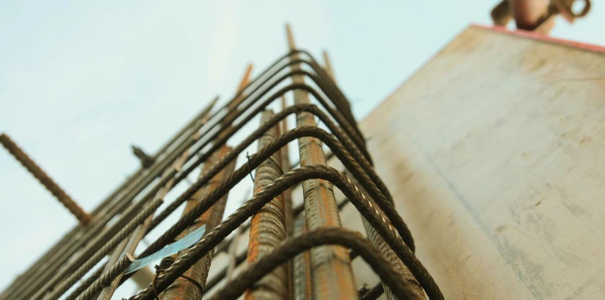 Contratos de obras públicas celebrados até setembro quase duplicam