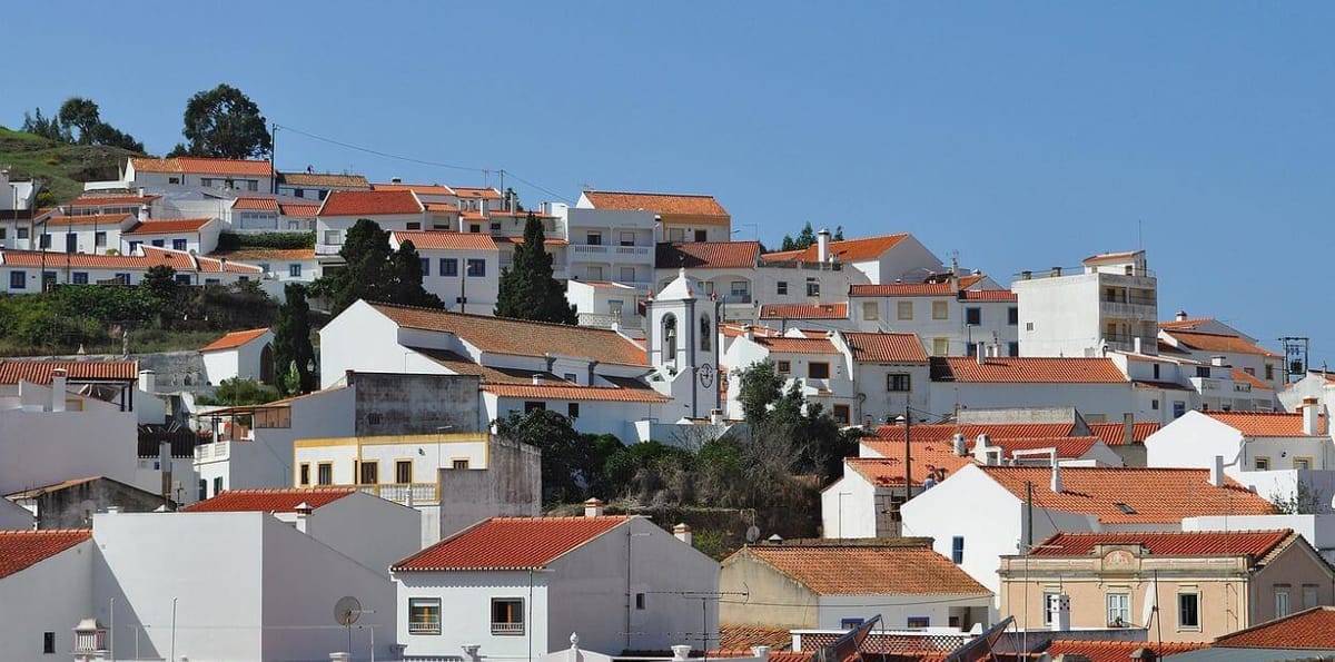 Compra de casas a pronto dispara com imóveis sem licença de utilização