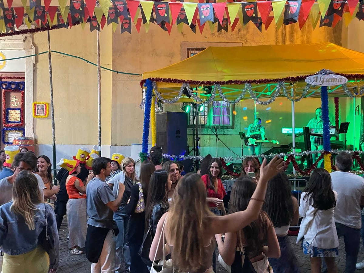 Sardinhas, manjericos e corações partidos: o que os Santos Populares dizem sobre si!