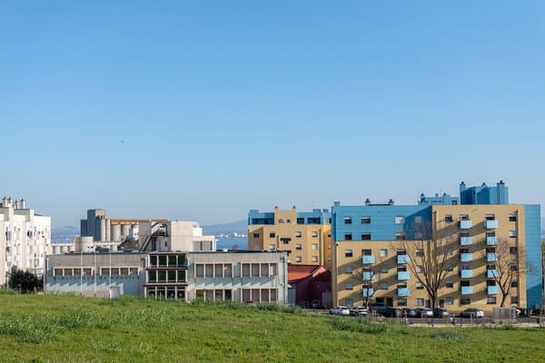 Plano de reabilitação em 11 bairros municipais de Lisboa arranca na terça-feira