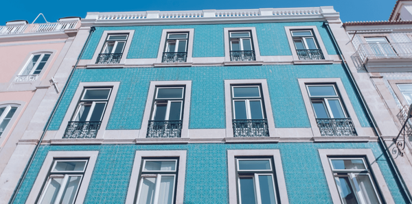 Reabilitação urbana sobe 2,8% em agosto: prédio reabilitado