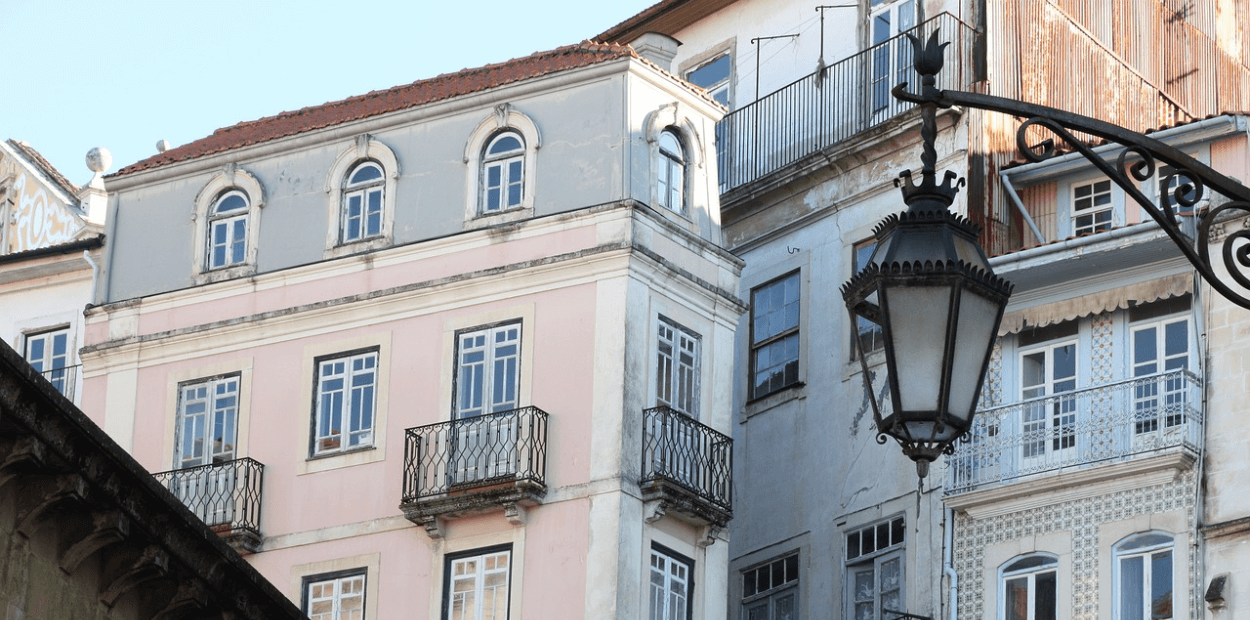 Governo pede ajuda à Europa para resolver crise da Habitação