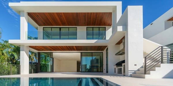 Casas de luxo: Portugal entre os 10 principais destinos para investimento internacional