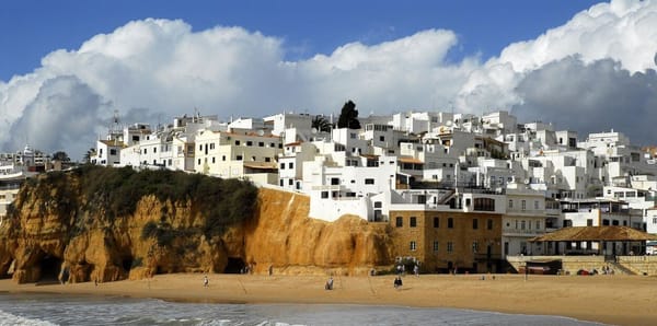Subida dos preços das casas dispara em quase todos o país