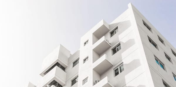 Governo já entregou 10.000 casas e reafirma que meta do PRR será cumprida