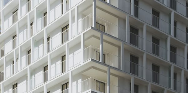 Habitação acessível: Montenegro anuncia linha de crédito de 1.300 ME