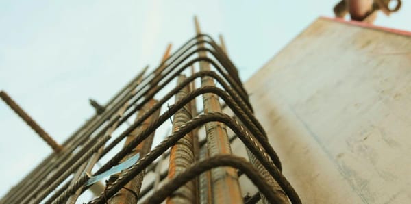 Contratos de obras públicas celebrados até setembro quase duplicam