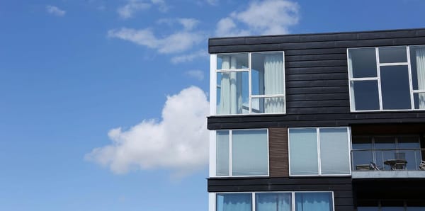 Lisboa trava, Porto recua: o que está a acontecer com as rendas?