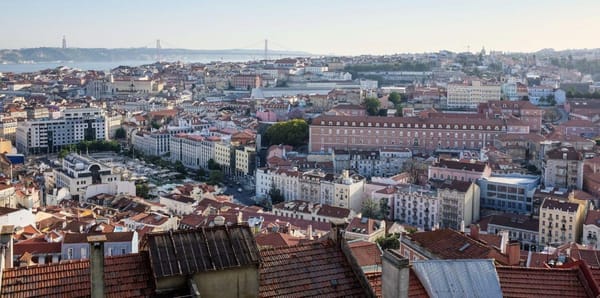 Oito anos depois, só 1.568 casas do 1.º Direito são construção nova