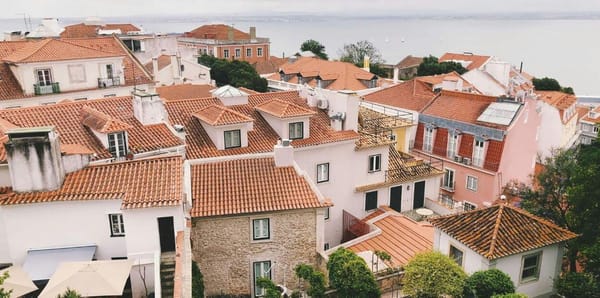 Avaliação das casas sobe 17% em 2025 para 1.949 euros/m2