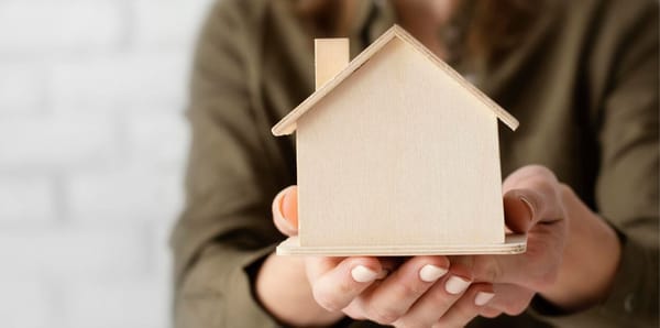 “Ter uma casa é um direito humano” O que prevê o plano europeu para a habitação acessível e o que pode mudar para quem procur