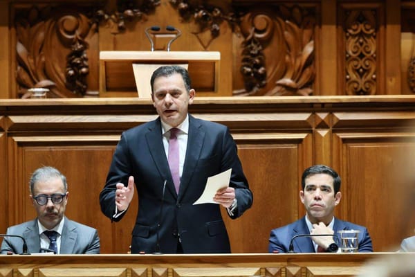 Montenegro afirma que “em princípio” nenhuma casa do PRR será construída com nova lei dos solos