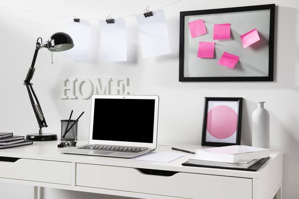 Como criar o espaço de estudo perfeito em casa